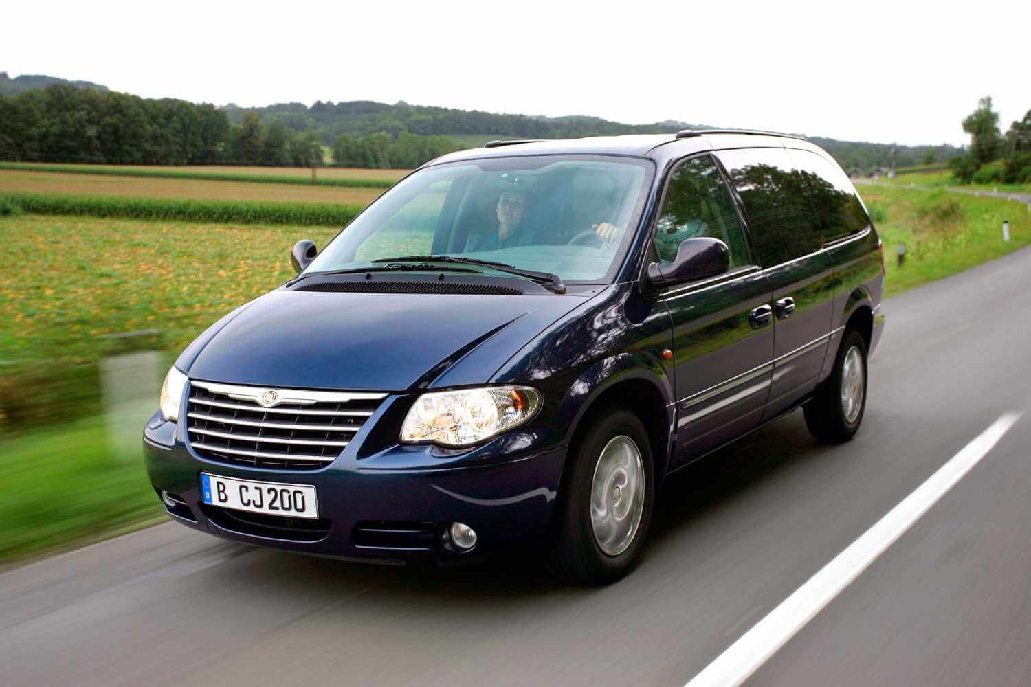 Chrysler Voyager: автомобиль для комфортных путешествий