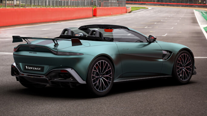 превью Aston Martin Vantage: британский изысканный спорткар