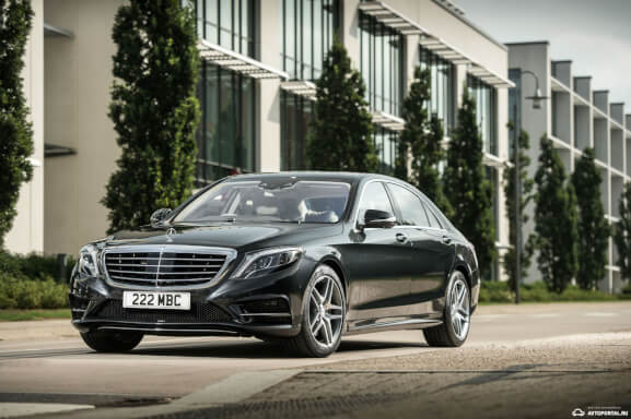 превью Mercedes S-Class: признак роскоши и передовых технологий